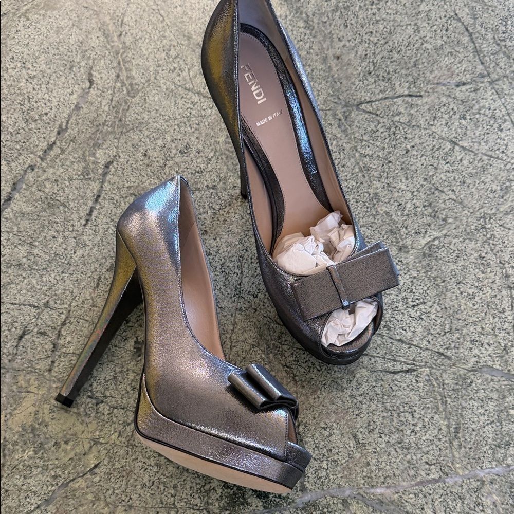 New Fendi Shimmering Silver Bow Heels